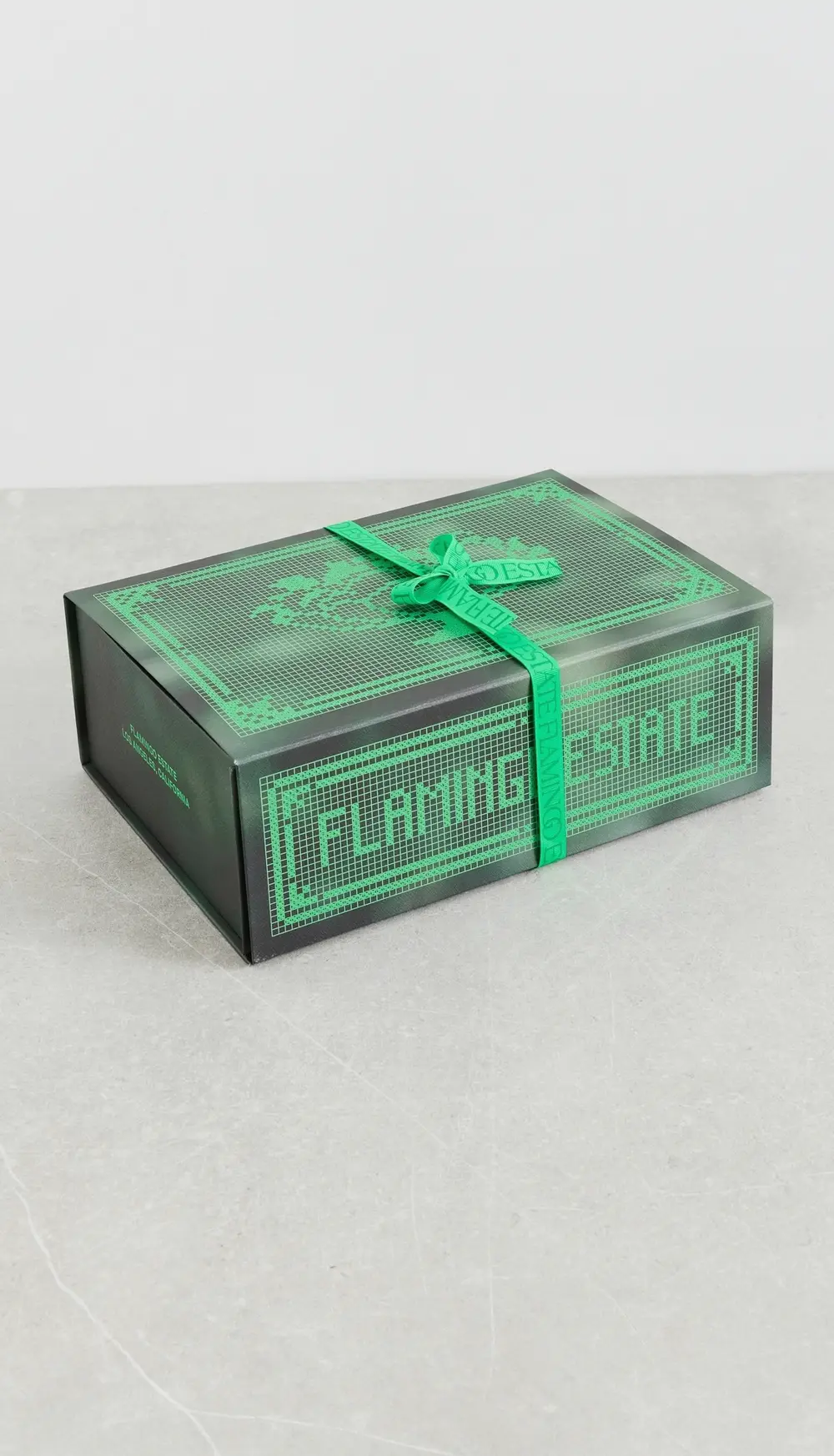 Flamingo Estate Jasmine & Rose Bath Set