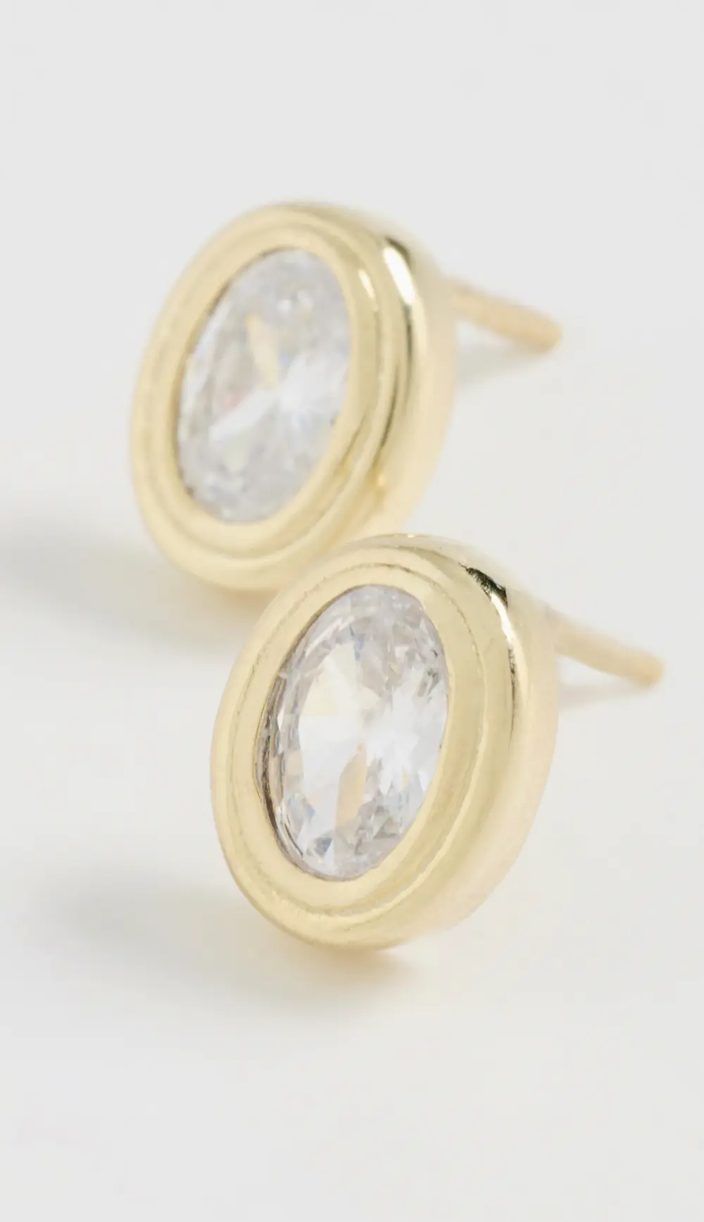 SHASHI Reagan Studs