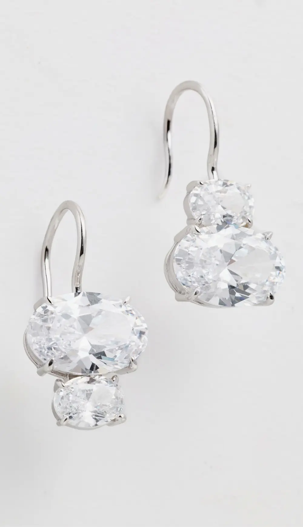 SHASHI Esme Earrings