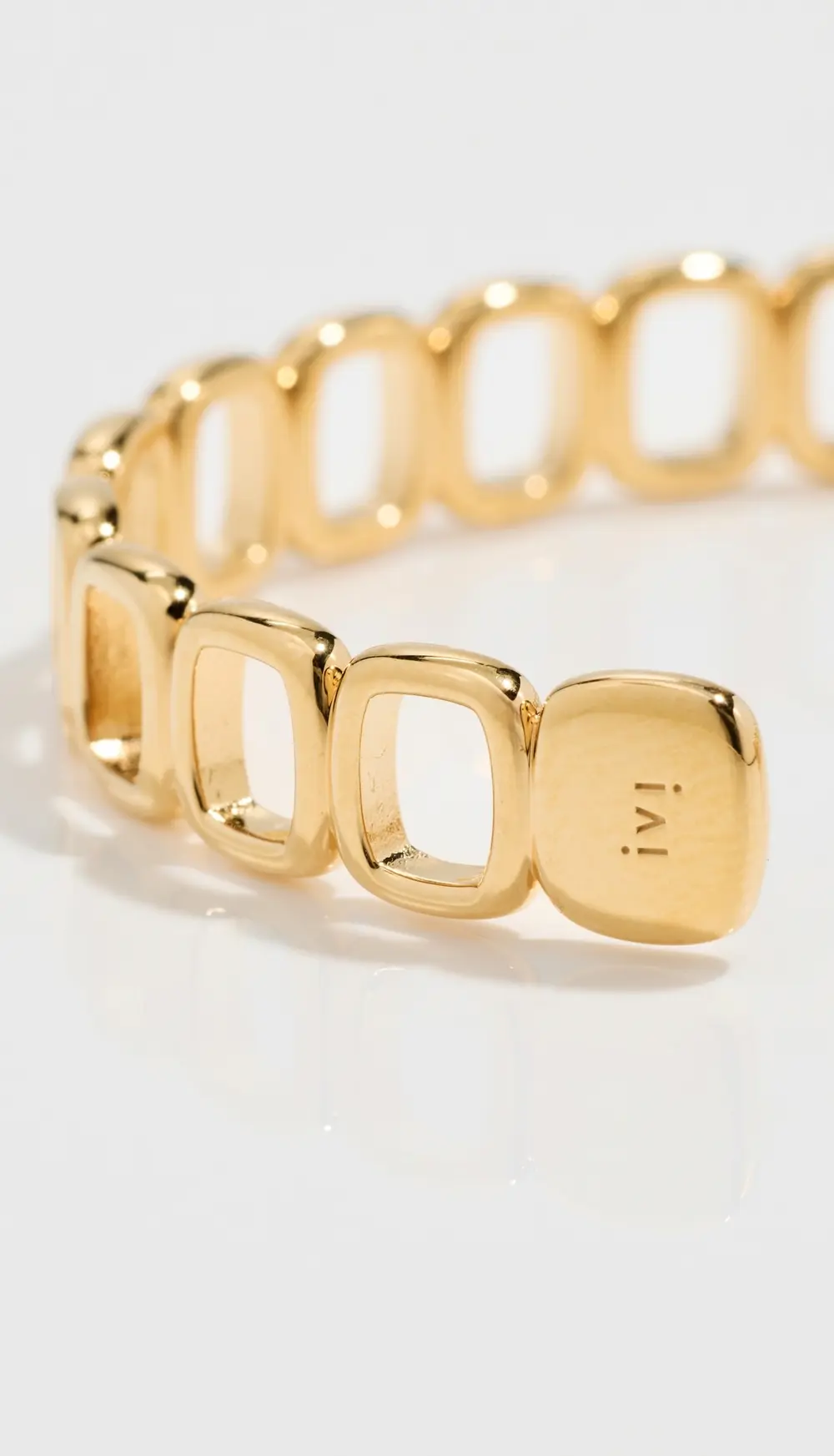IVI Los Angeles Toy Cuff