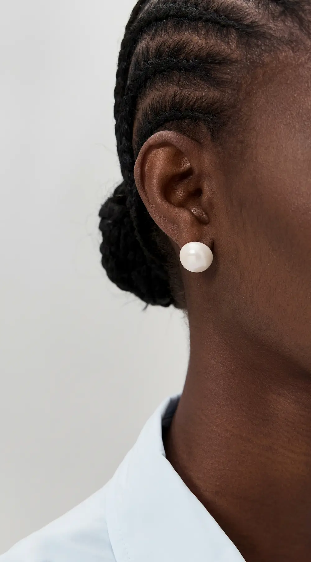 SHASHI Grande Essential Pearl Studs