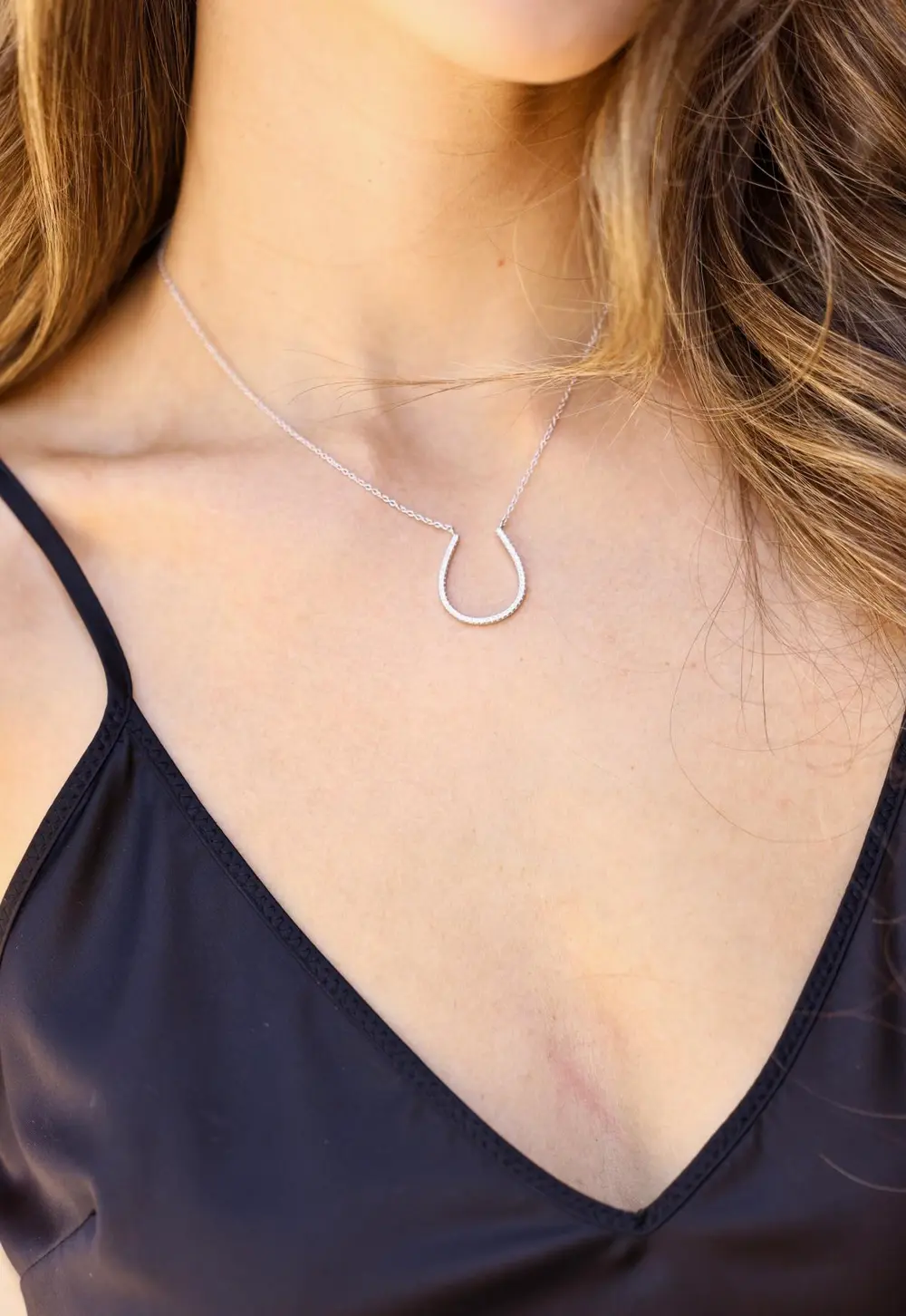 Hadley Horseshoe Necklace - Silver