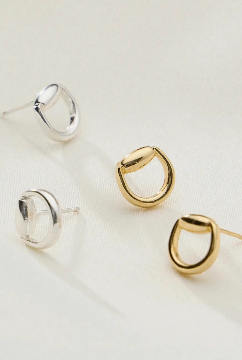 Hollis Bit Stud Earrings - Gold