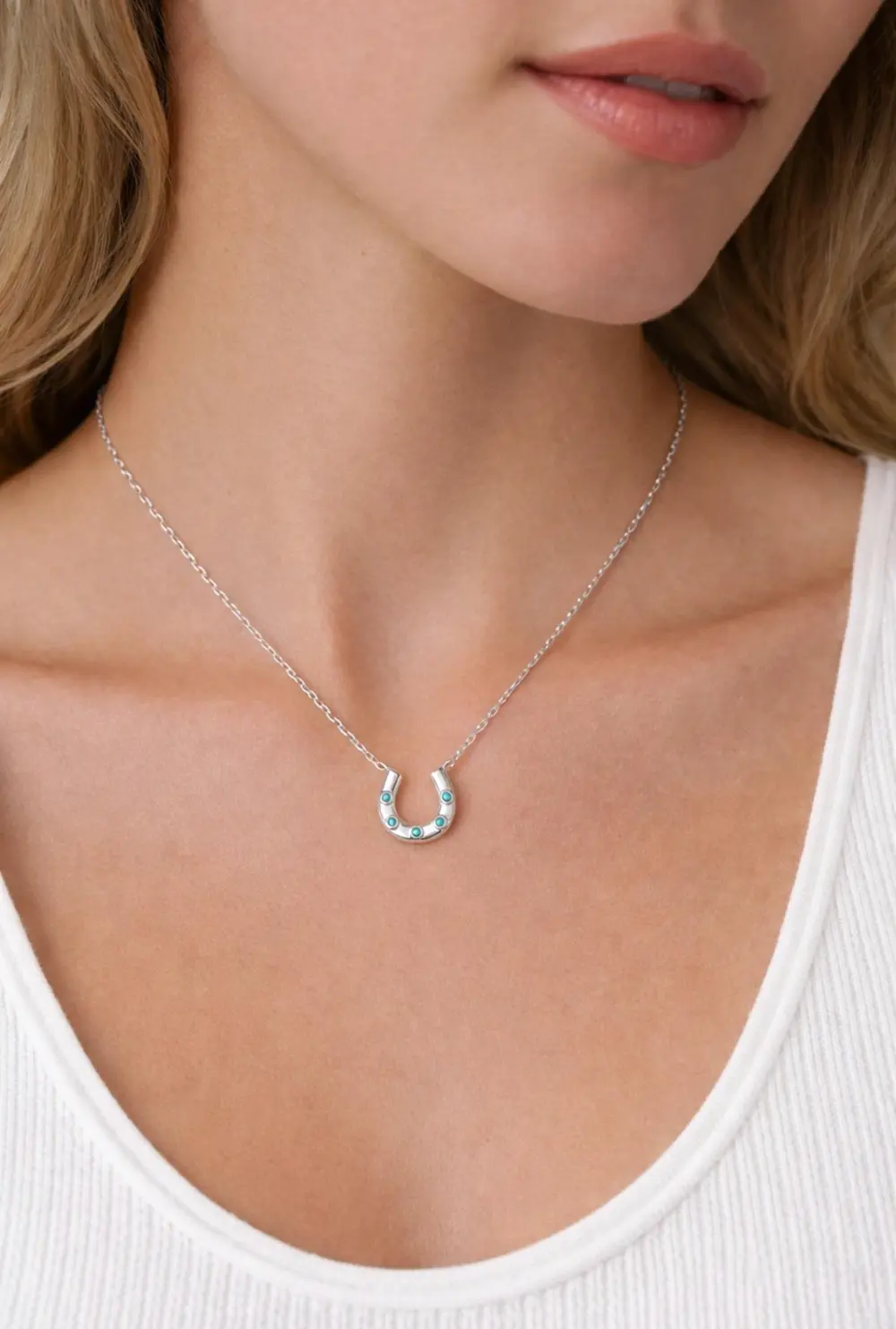 Verona Horseshoe Necklace - Silver