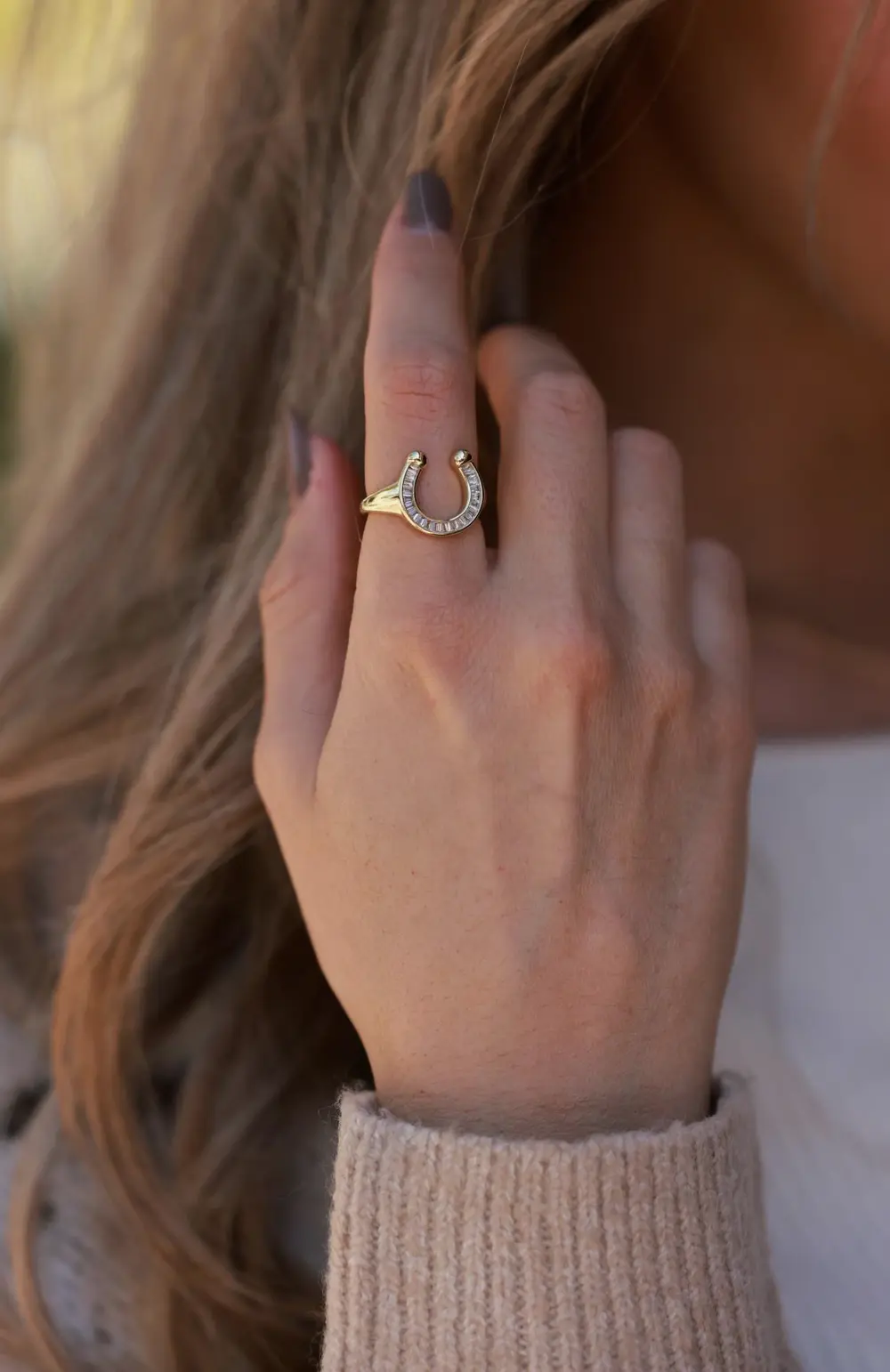 Devon Horseshoe Signet Ring - Gold