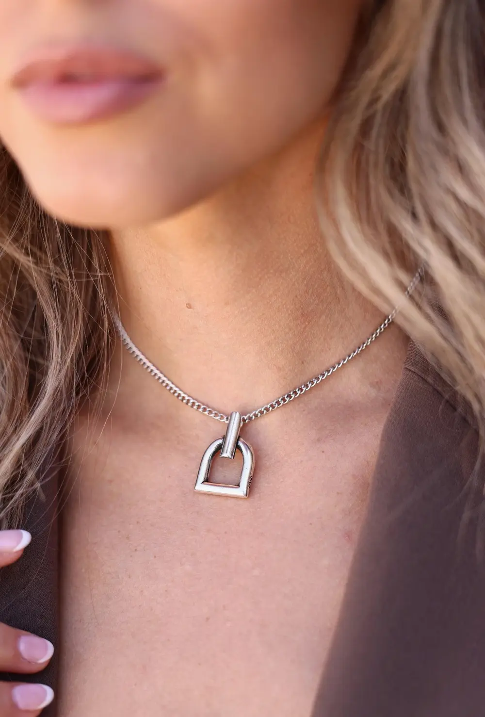 Hallie Stirrup Necklace - Silver