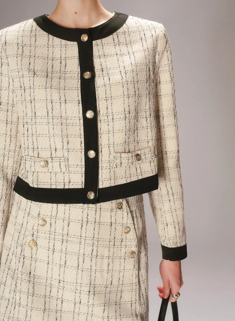 Contrast Trim Tweed Jacket and Shorts Set