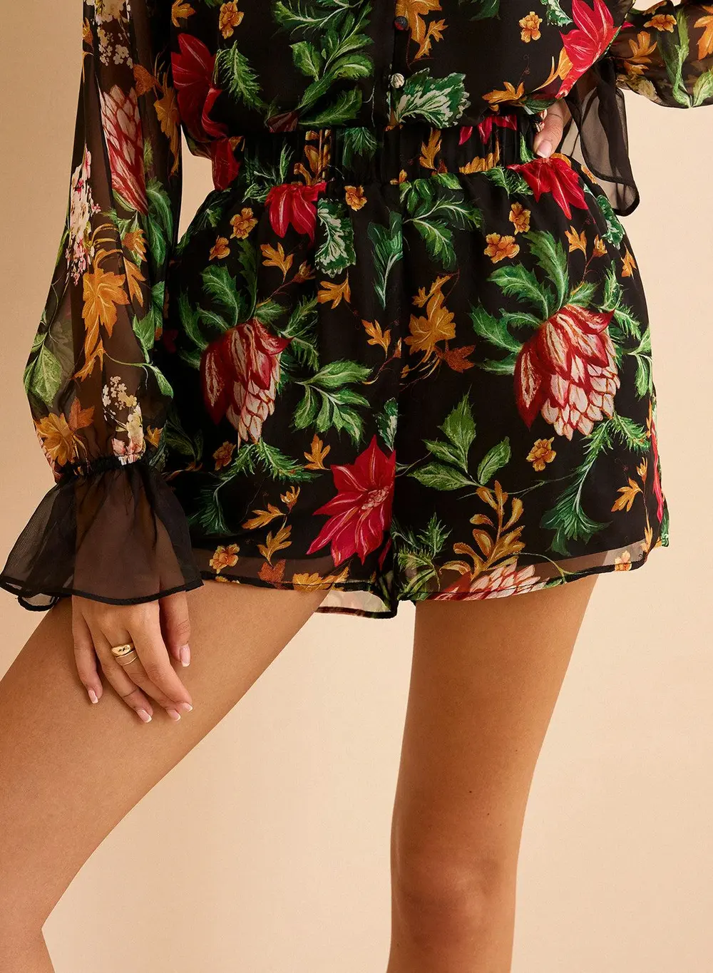 Chiffon Floral Print Elastic Waist Shorts