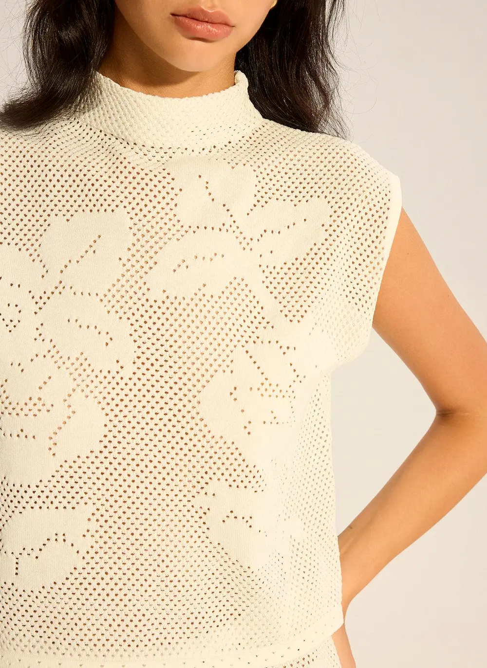 Mock Neck Sleeveless Top and Shorts Set with Floral Cut-Out Details