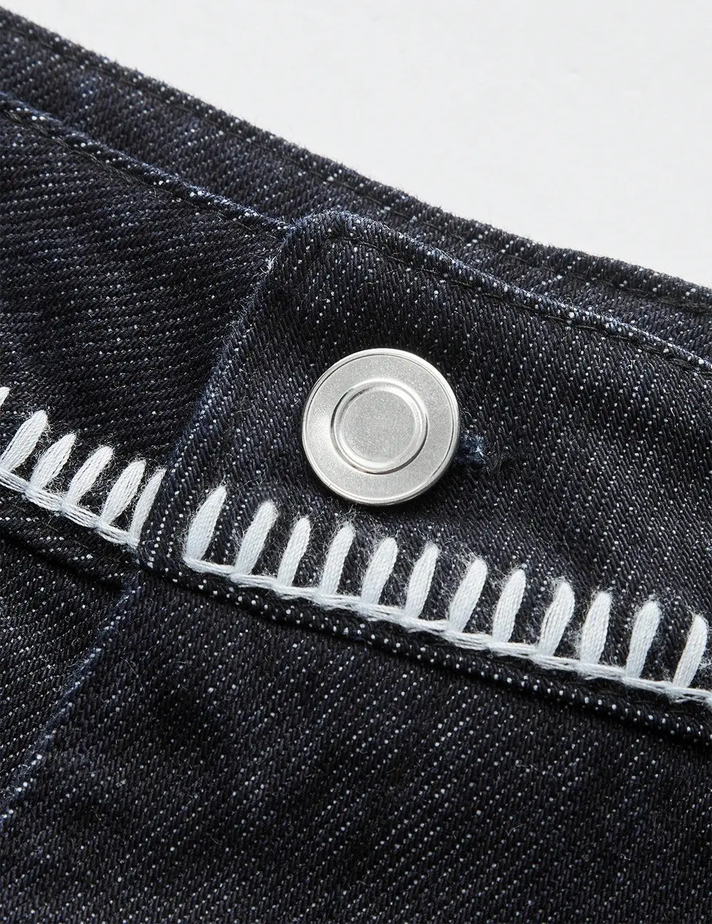 Contrast Trim Denim Shorts