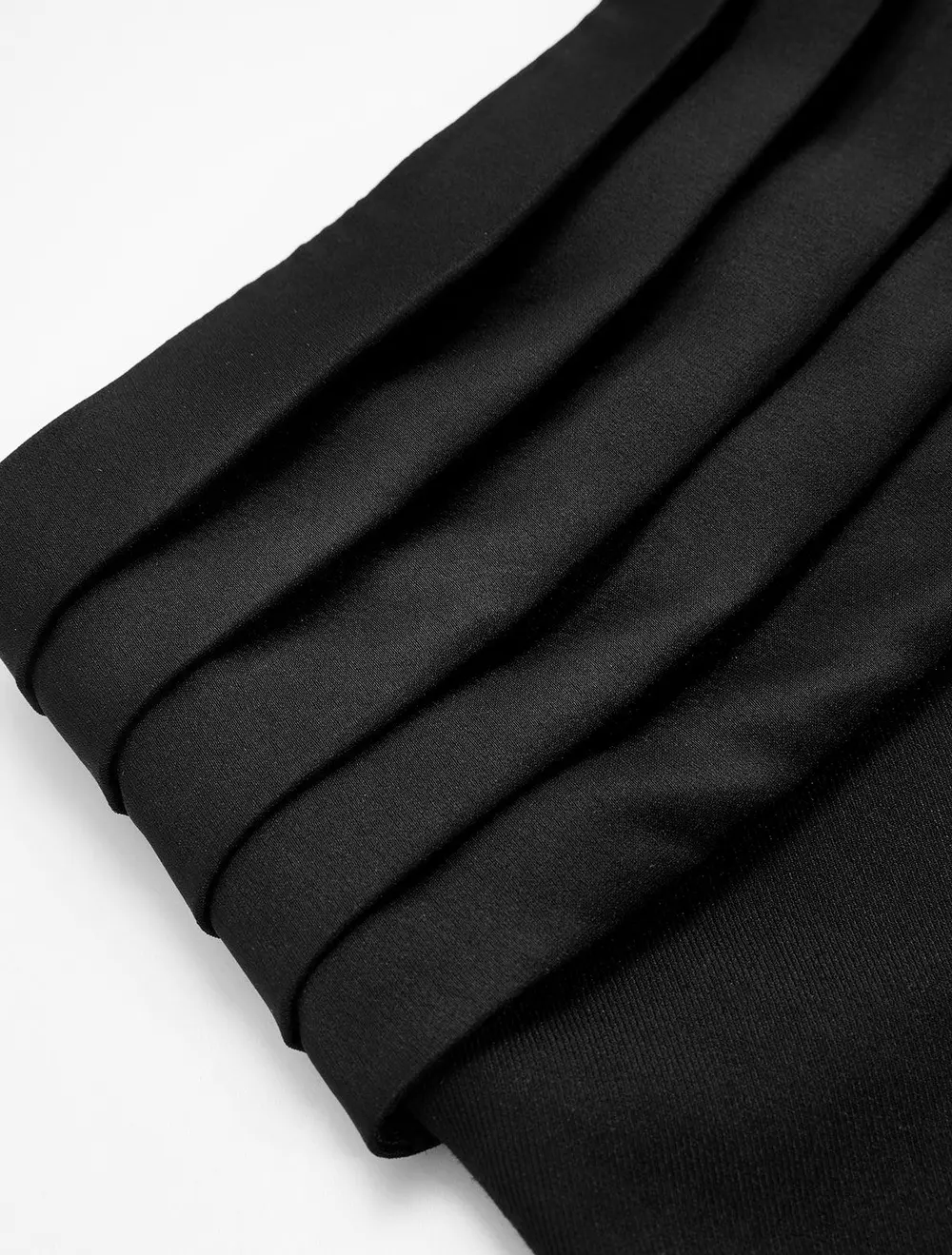 Pleated Waistband Tailored Shorts