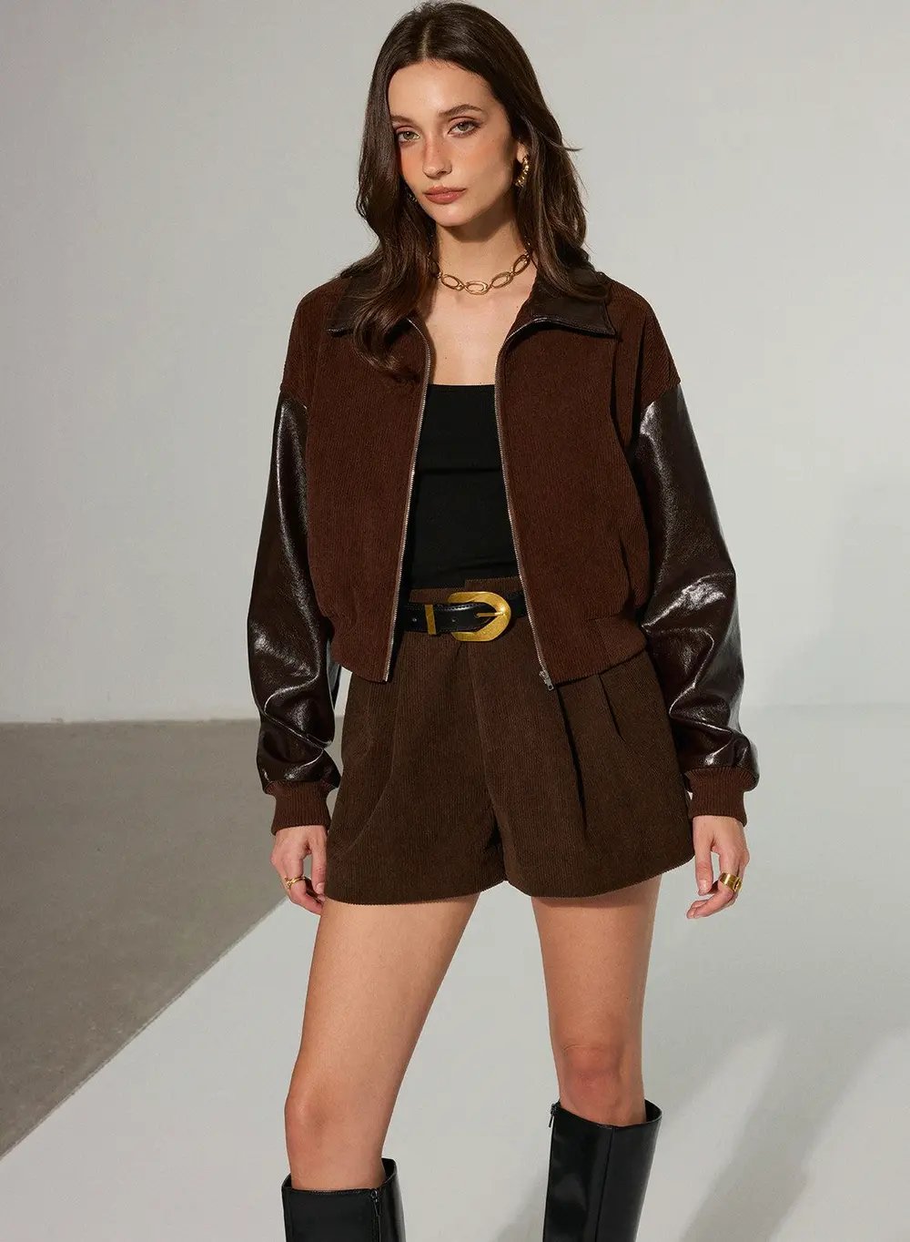 Pocket Corduroy Shorts without Belt