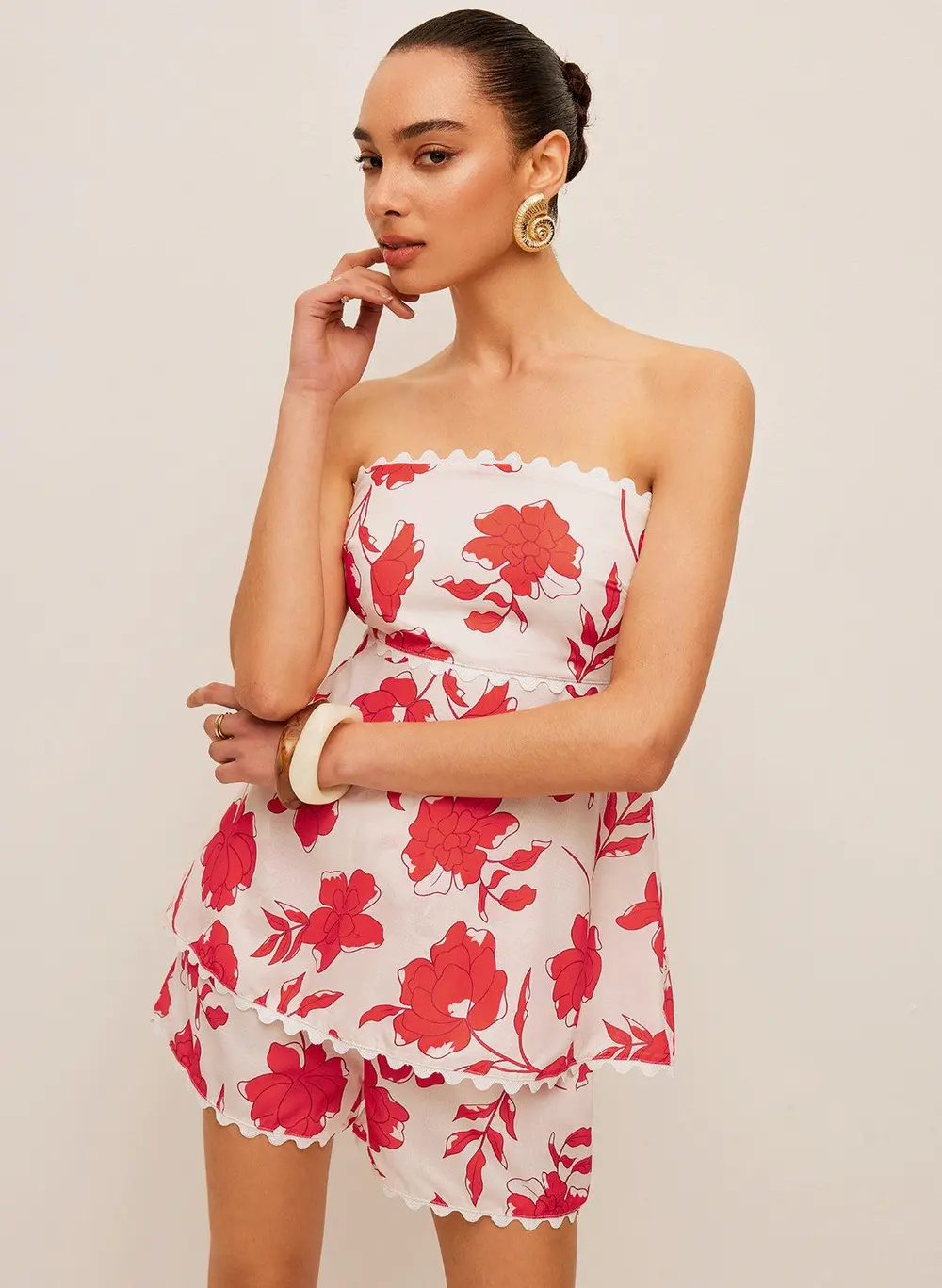 Floral Strapless Top With Pockets Shorts Set