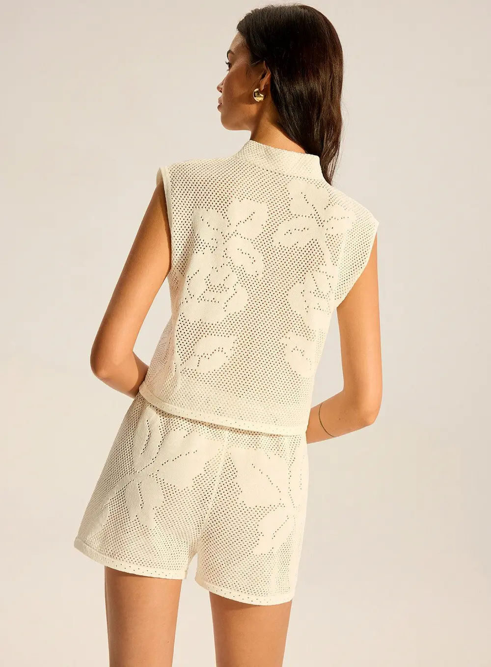 Mock Neck Sleeveless Top and Shorts Set with Floral Cut-Out Details