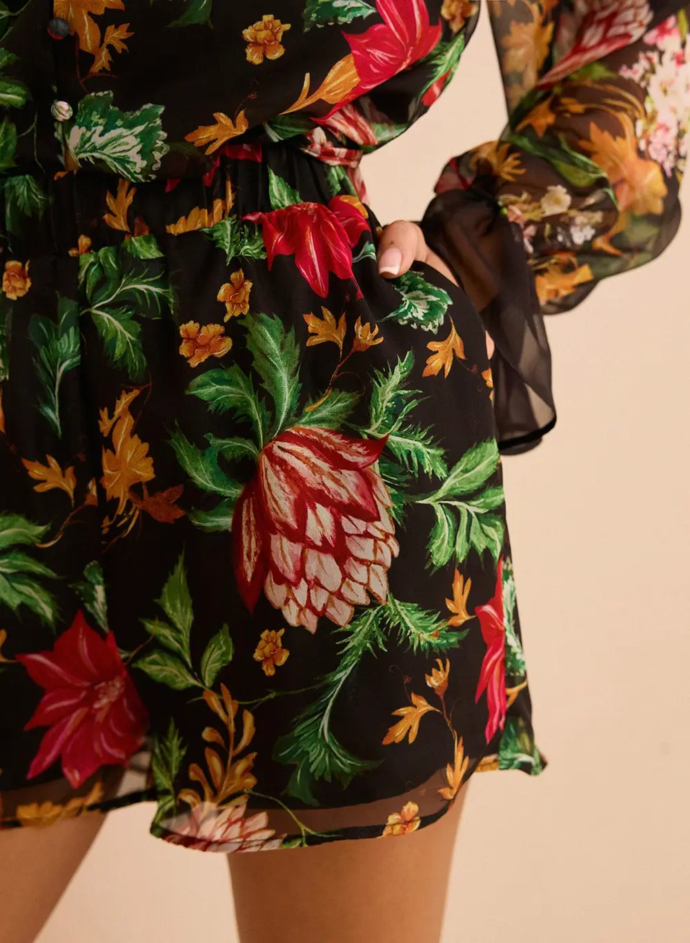 Chiffon Floral Print Elastic Waist Shorts