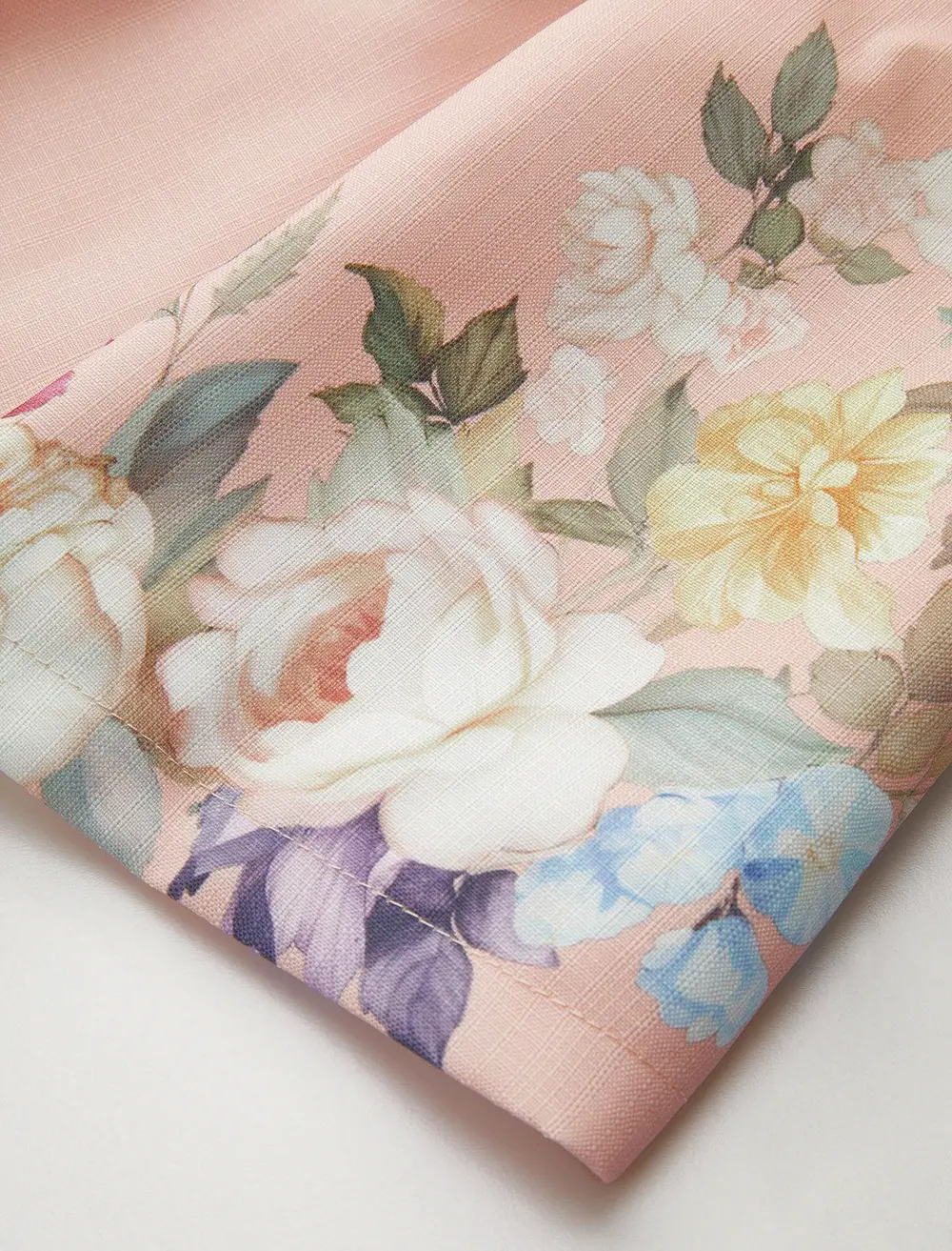 Floral Printed Belted Mid-Waist Shorts