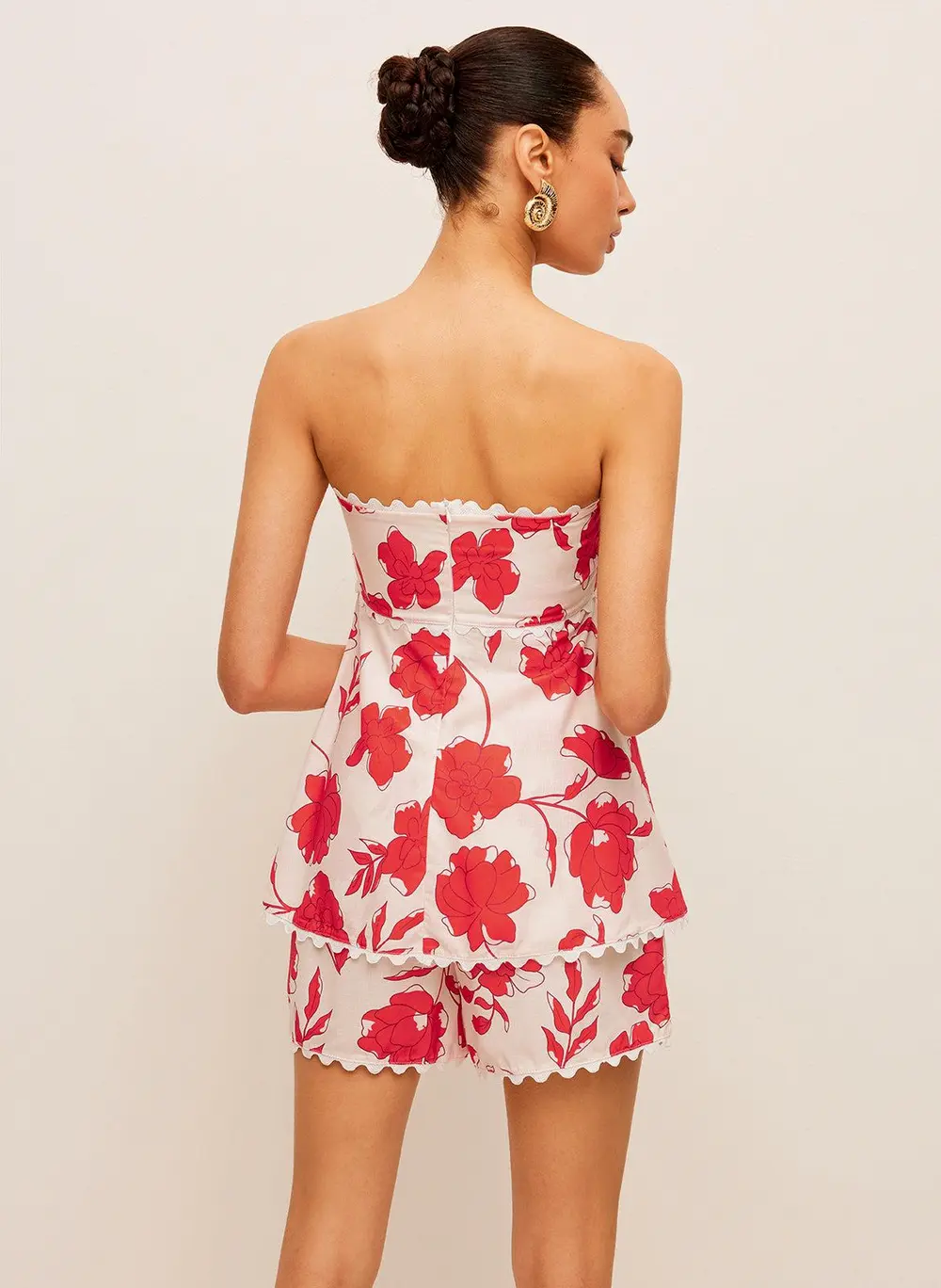 Floral Strapless Top With Pockets Shorts Set