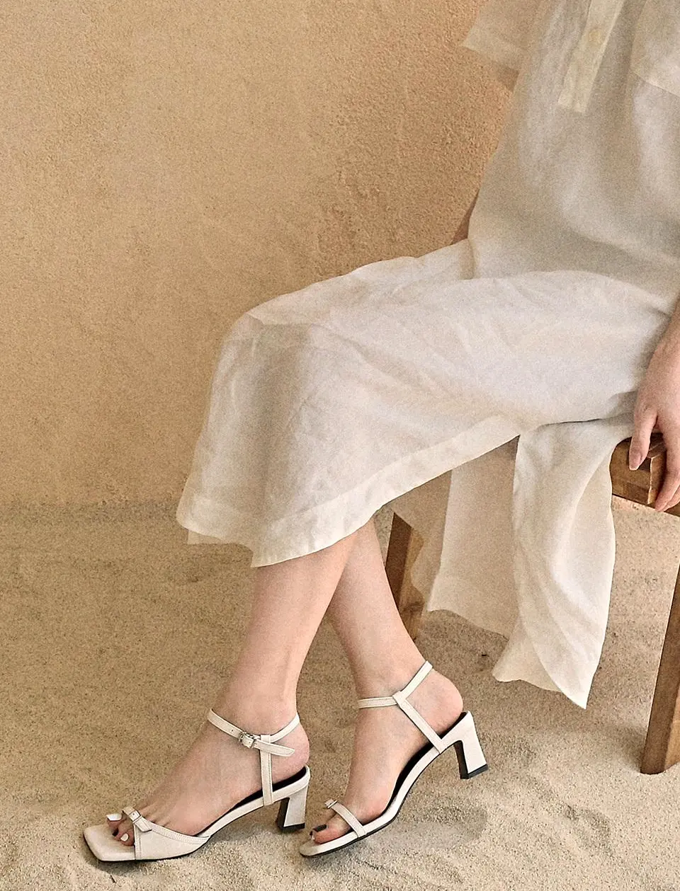 1641 Tiave Strap Sandals [4color]