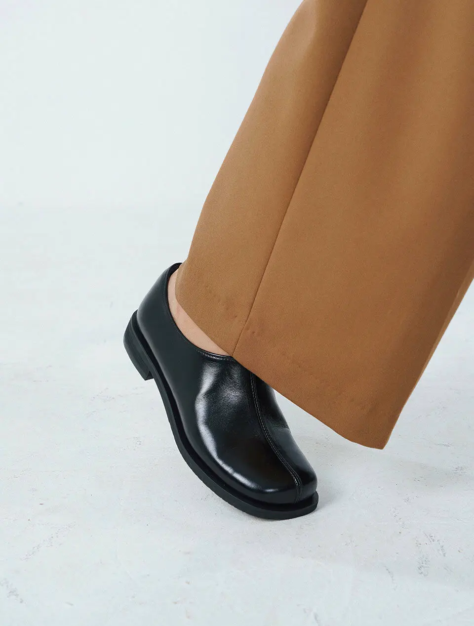 Mag Loafers (6 Colors)