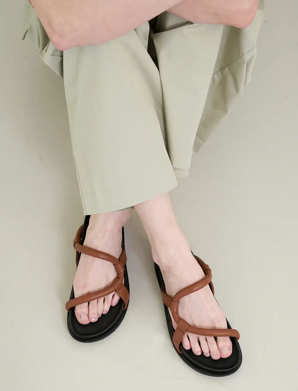 [SAMPLE SALE] Milo Slides Leather_Brown