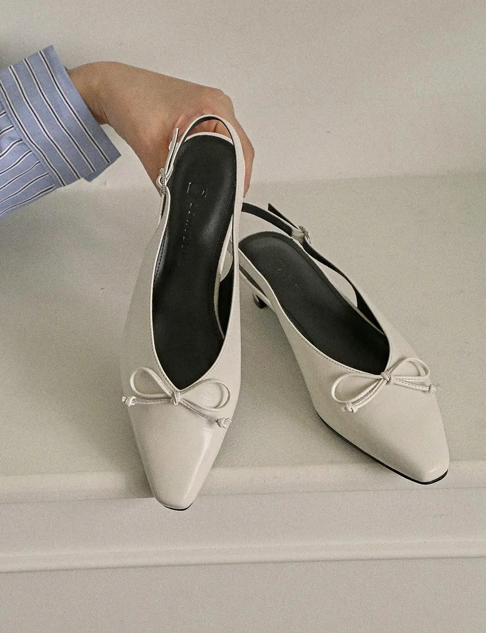 1973 Adelyn Ribbon Slingback Pumps