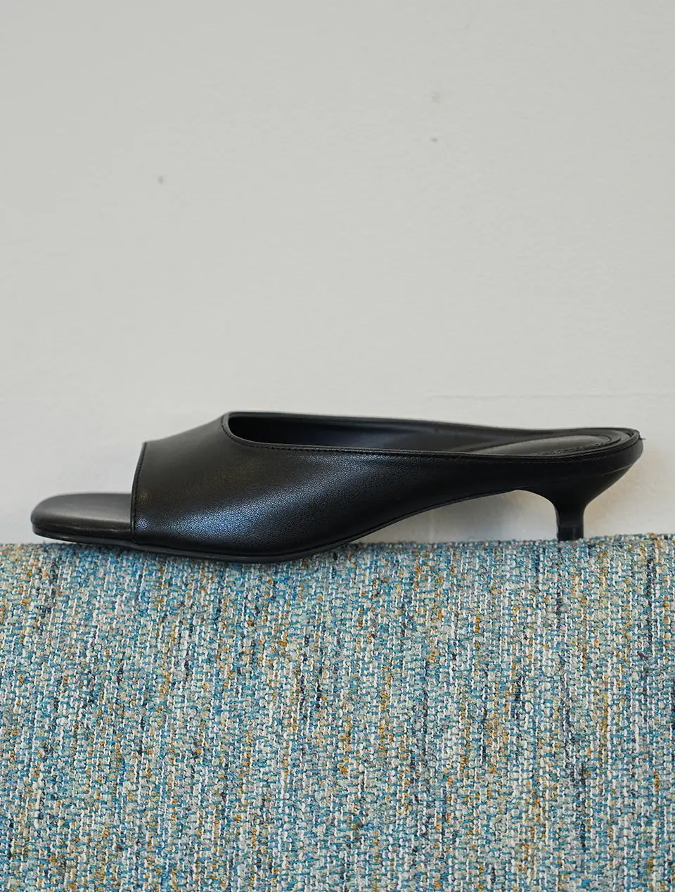 Mira Modern Square Heel 3.5cm Mules (CW0109BK)