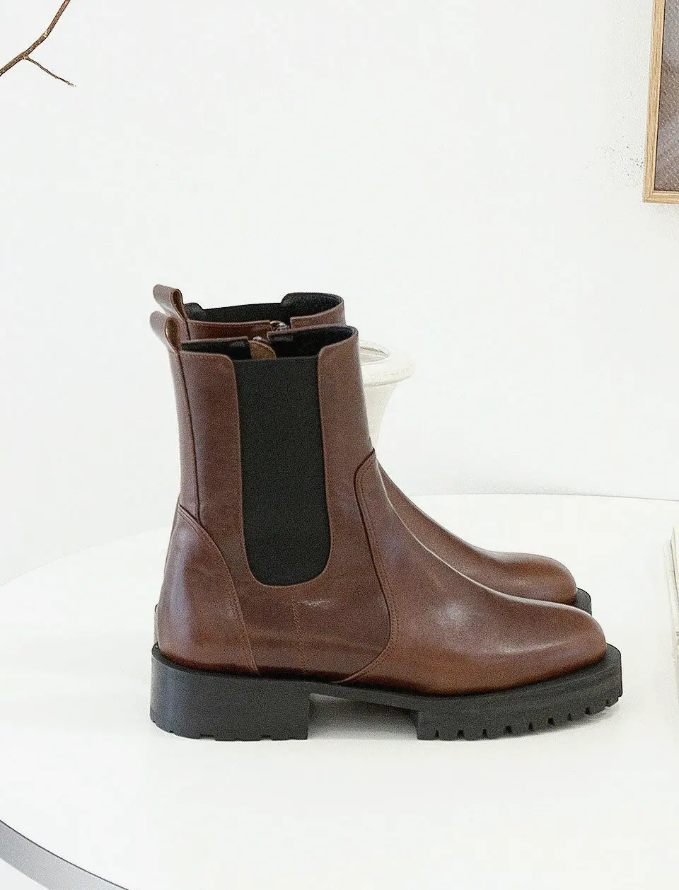 Thick Sole Chelsea Boots 4colors