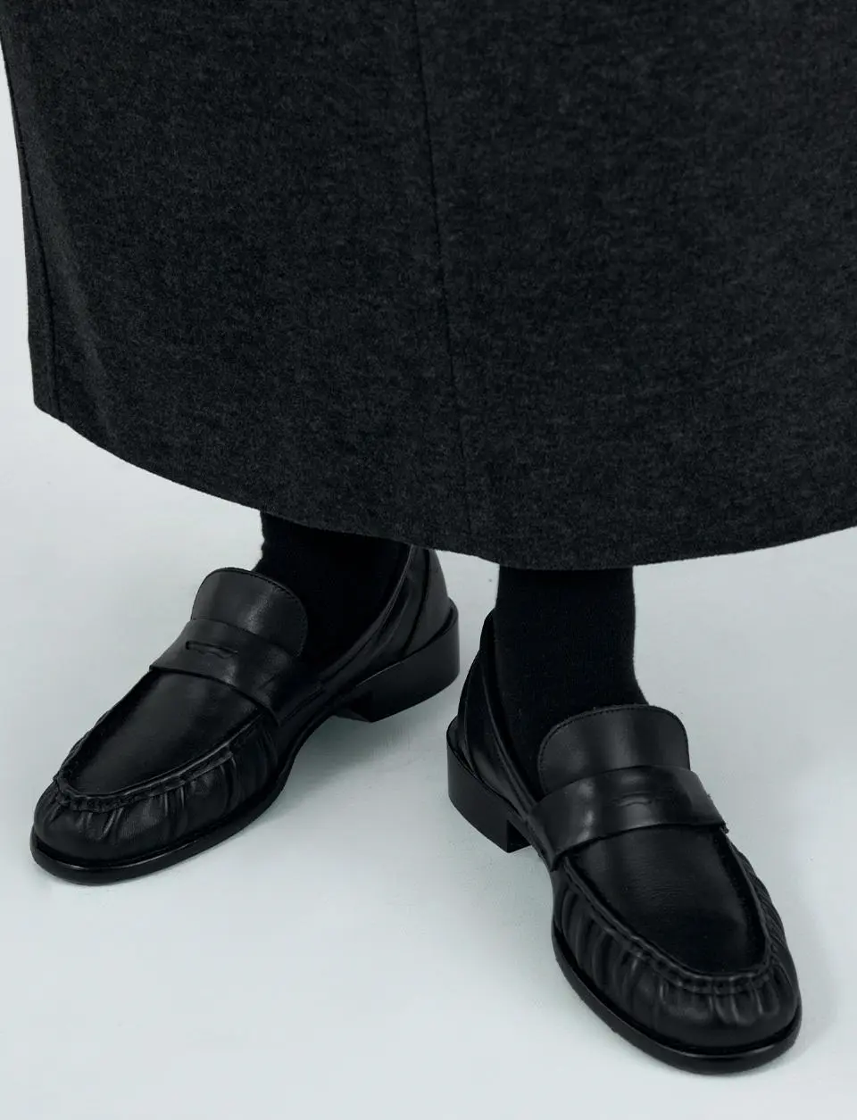 Real Leather Classic Loafer [Black] (SIAC3095)
