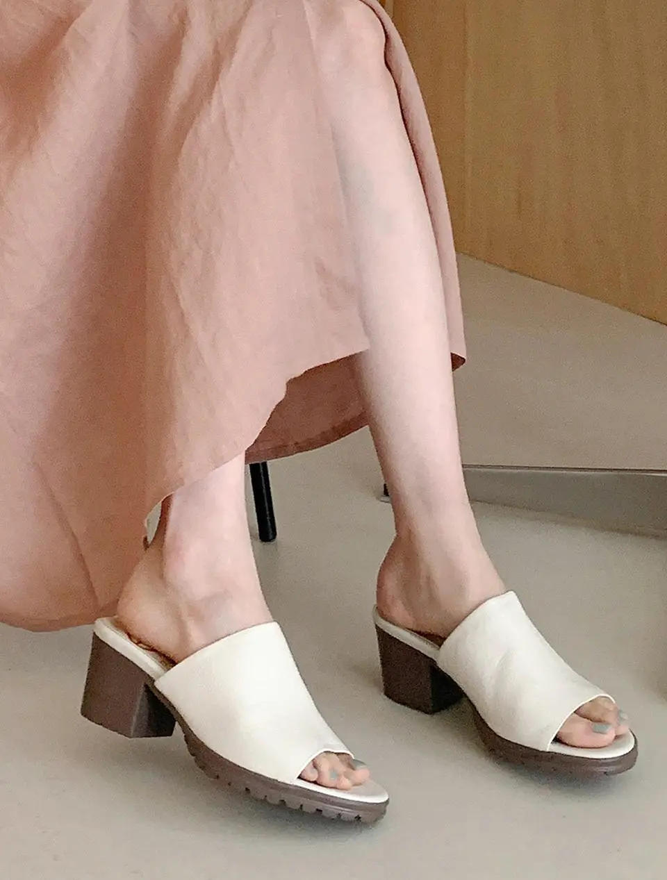 Natural Leather Wedge Platform Handmade Slides (GIS-42290)