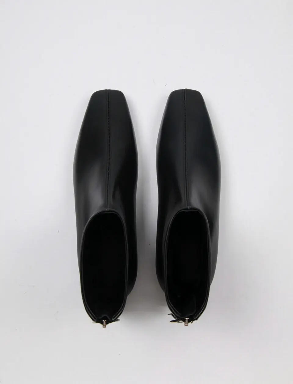 Bella Flat Ankle Boots Black