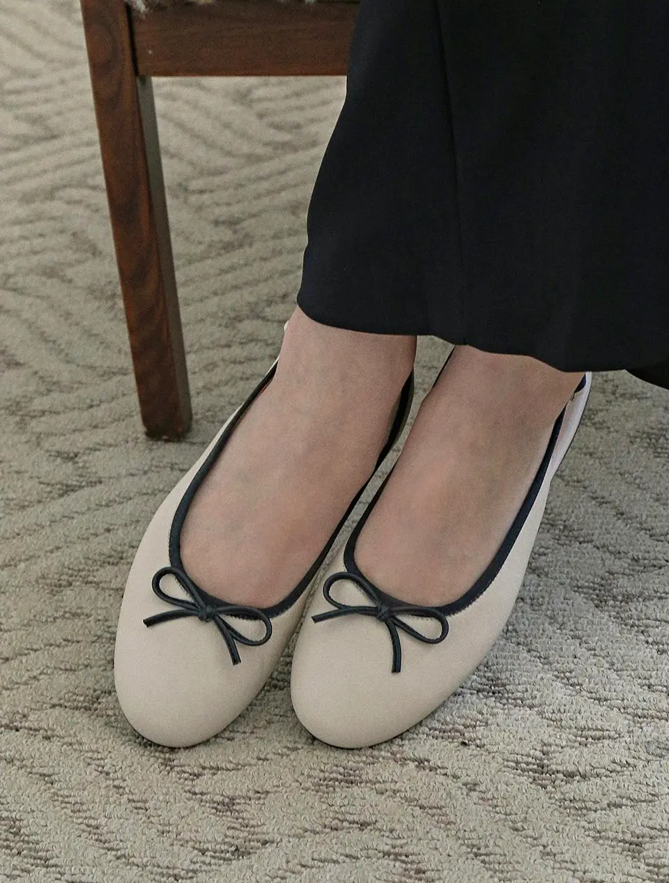 1968 Loop Ribbon Slingback Flat Shoes