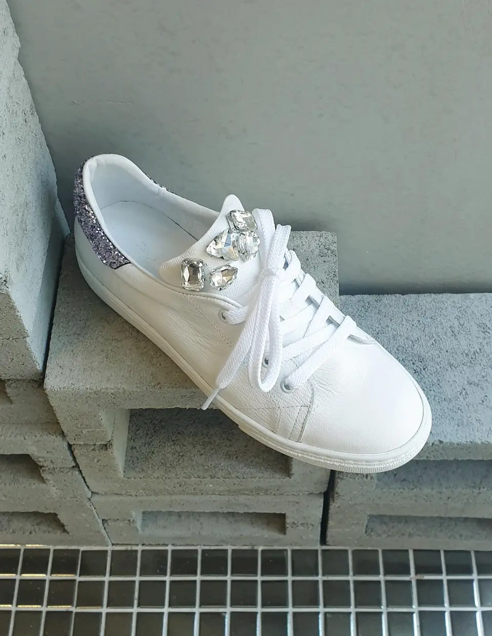 Gemstone Sneakers [White] (DMP 1943 KWH)