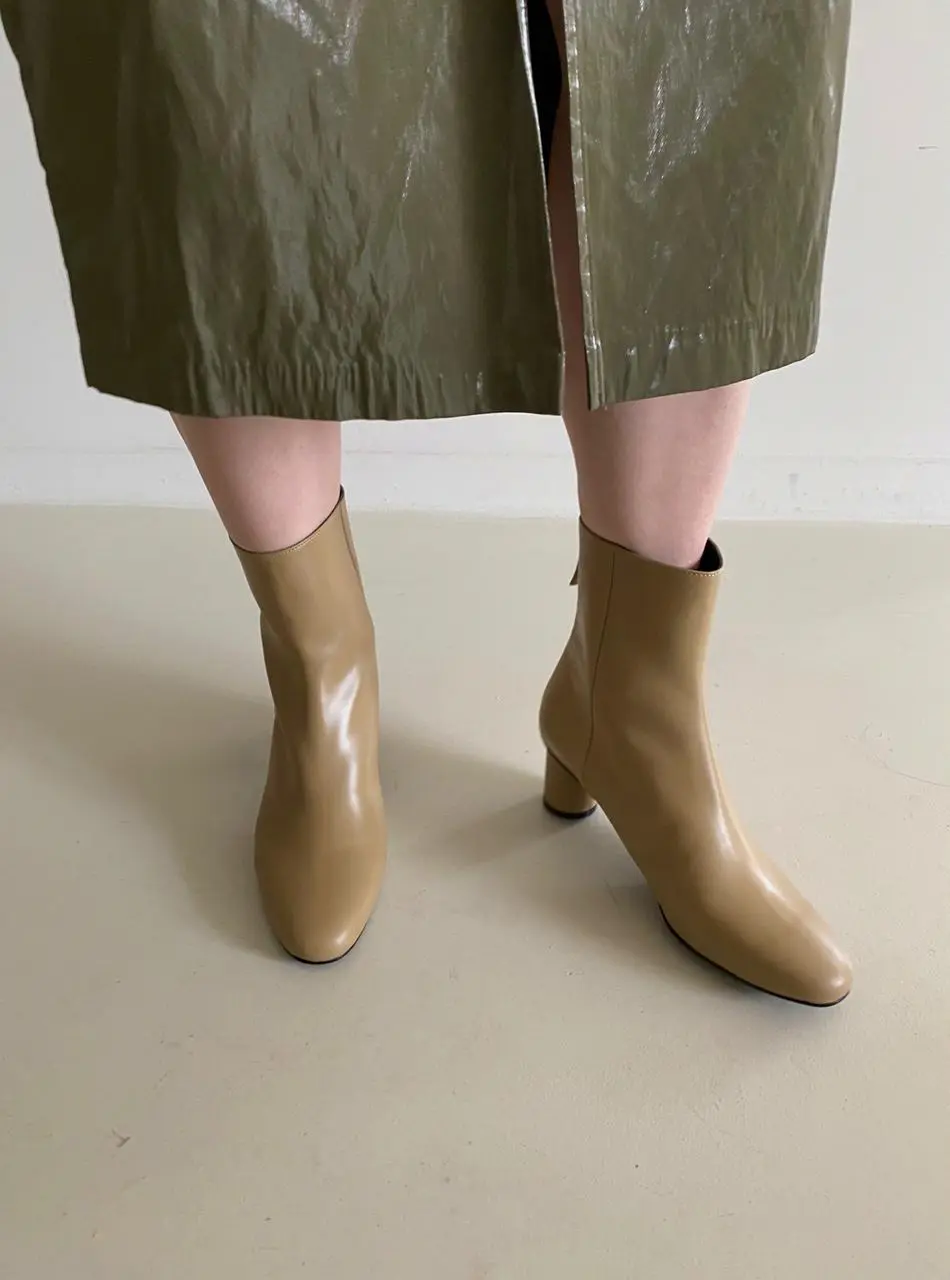 Italian Leather Round Toe Ankle Boot