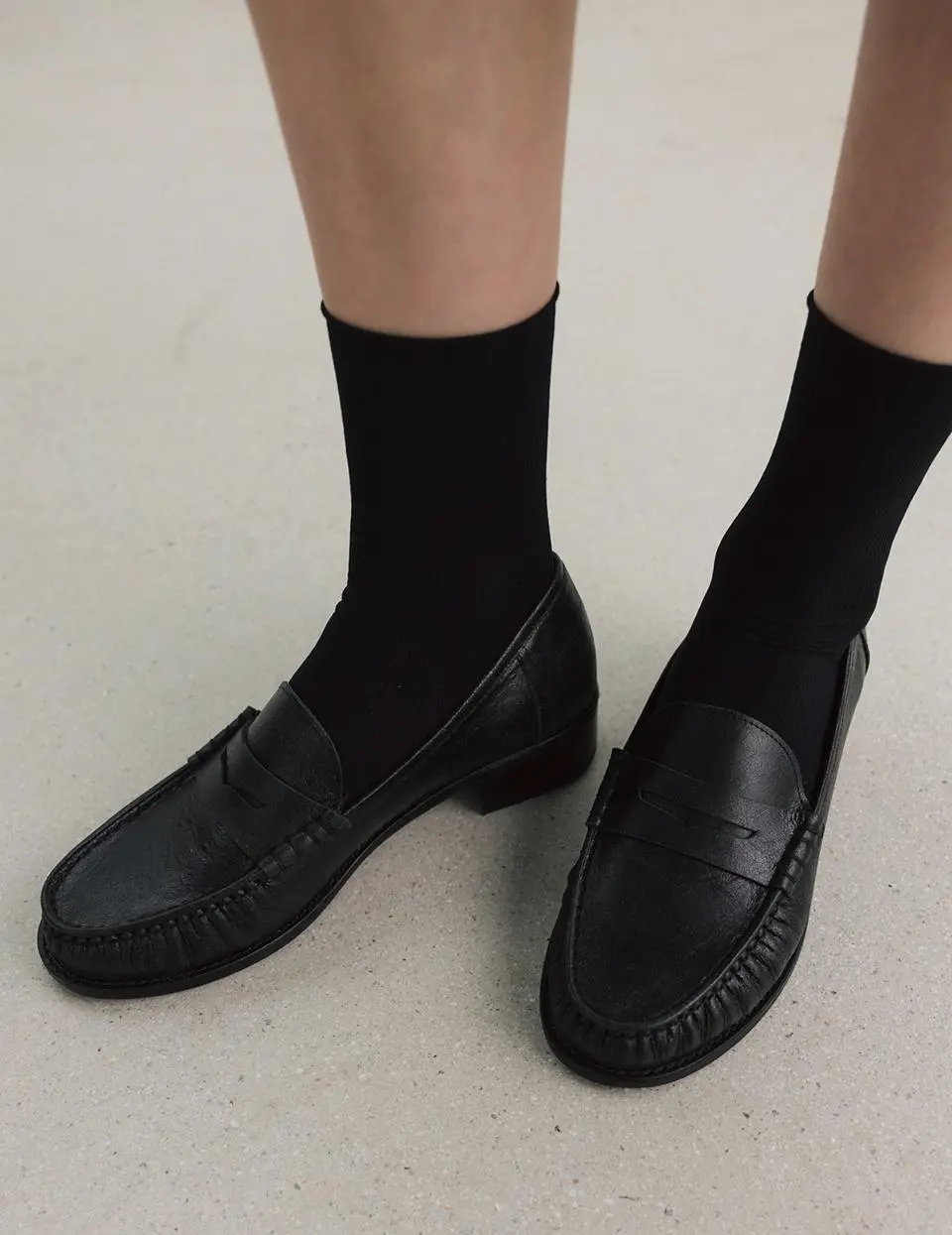 Vintage Leather Penny Loafer (720)