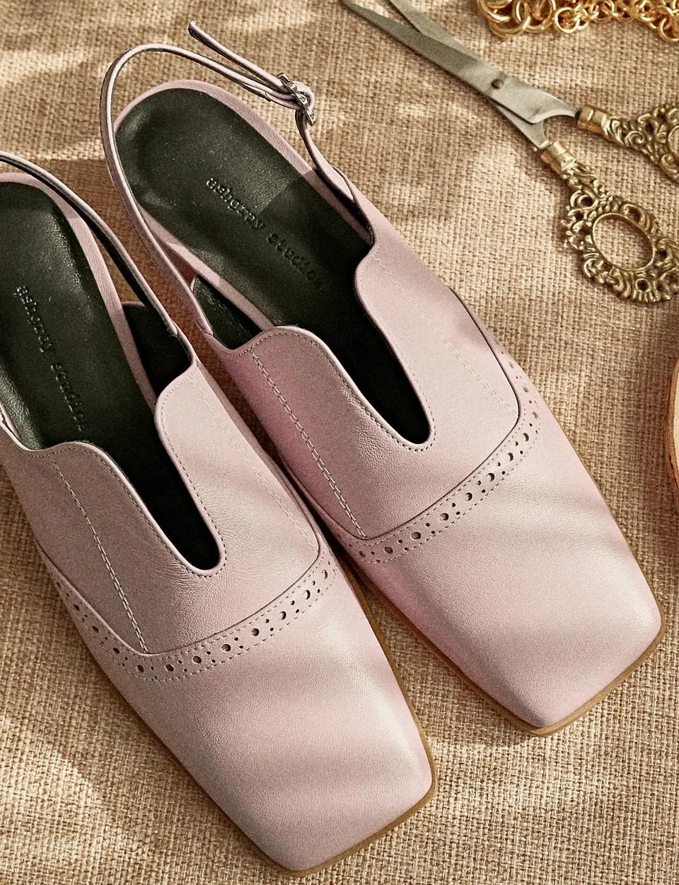 1449 Square Slingback Pumps [Sienna]