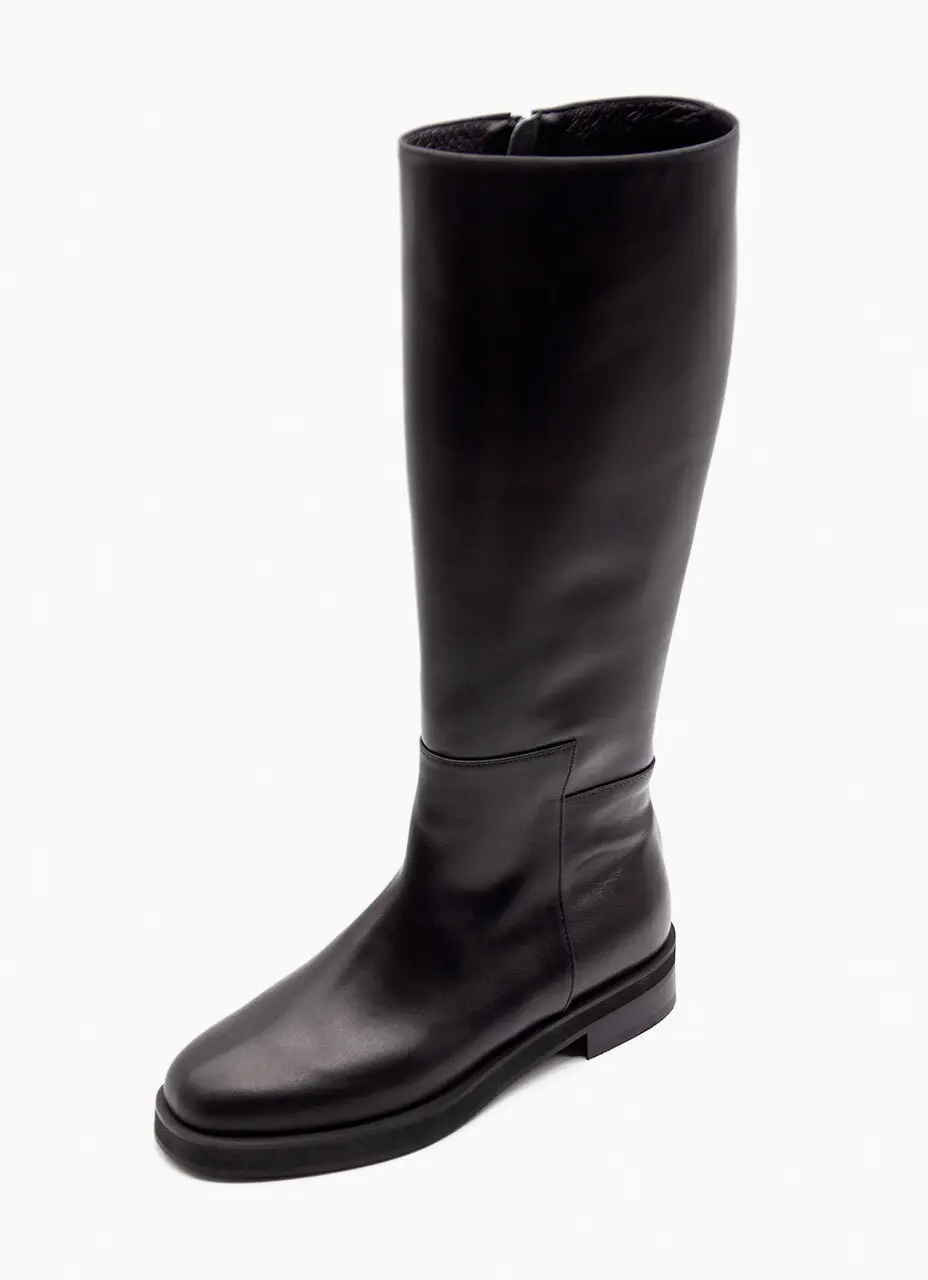 Zip Up Knee High Boots_Black