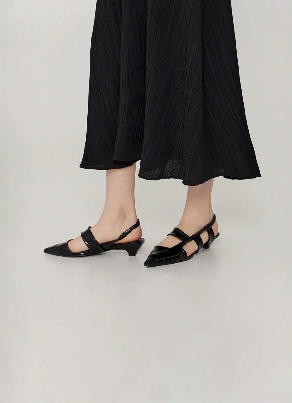 Andersen Point Slingback Pumps [Black]