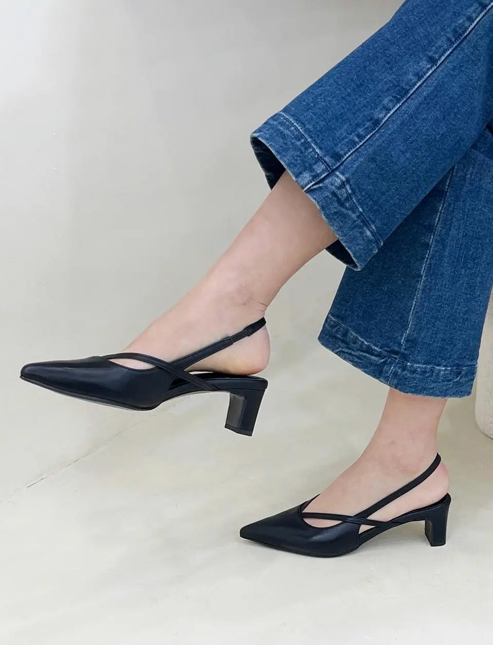 Erina Slingback Shoes_Black