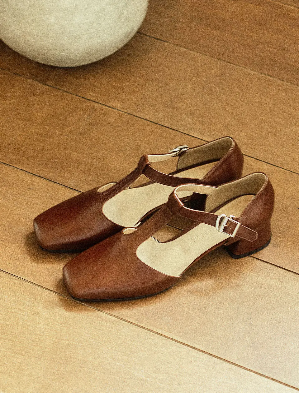 T Strap Pumps_Brown