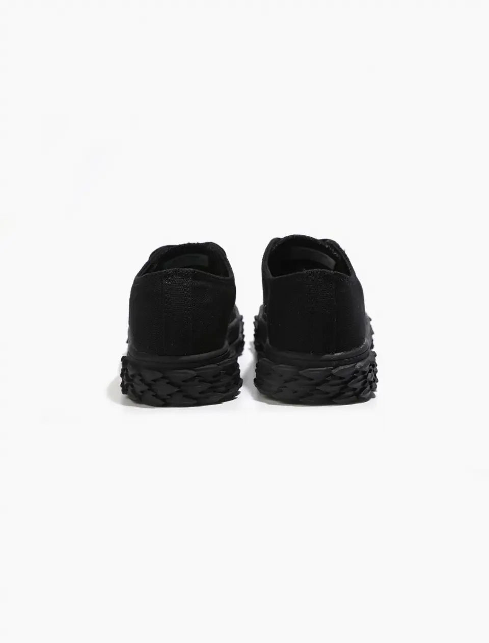 MAKO CANVAS SNEAKERS [ALL BLACK]