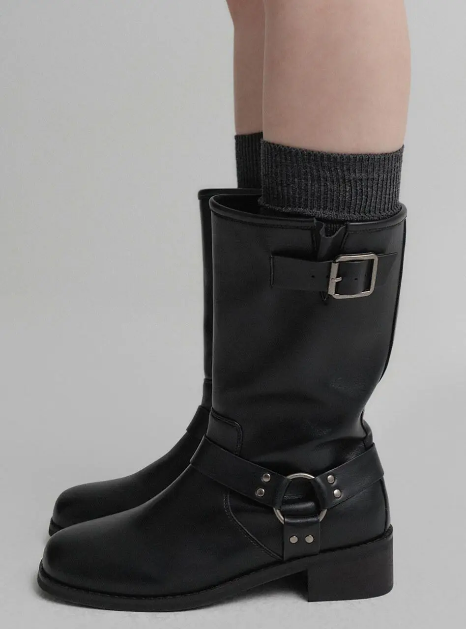 Moto Buckle Middle Boots [Black]