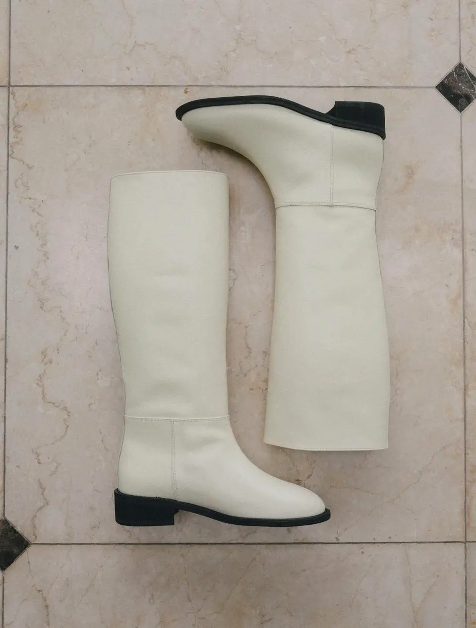 MINIMAL LONG BOOTS