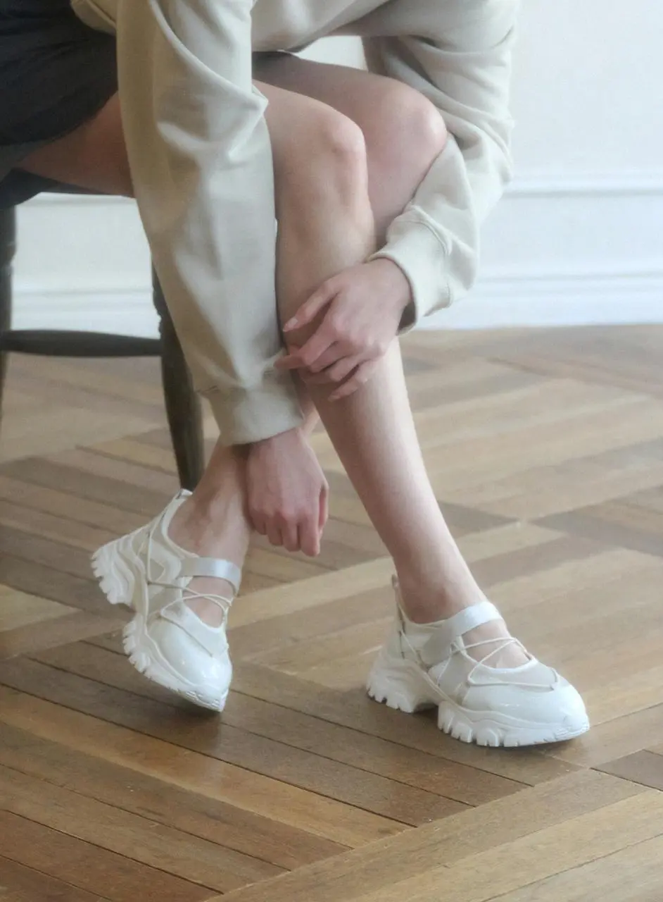 Odette Velcro Sneakers (5 cm/4 colors)