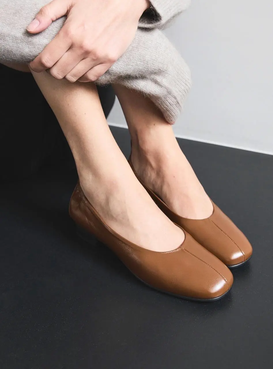 Grove Square Toe Flat