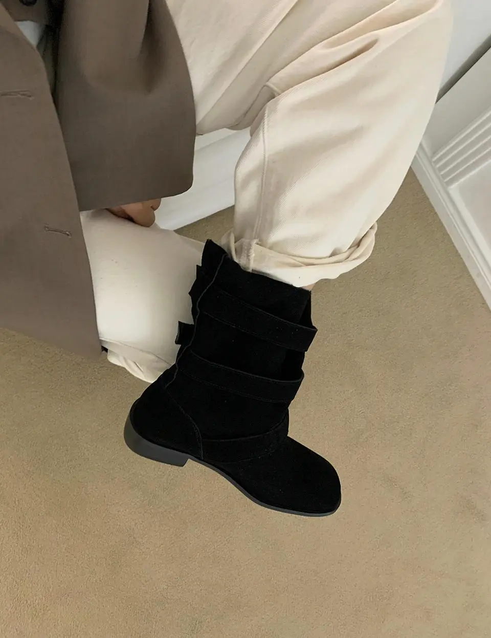 Vintage Layered Buckle Strap Middle Boots (ME6189)