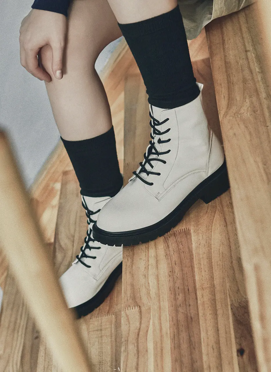 Lace Up Walker Boots Lonnie