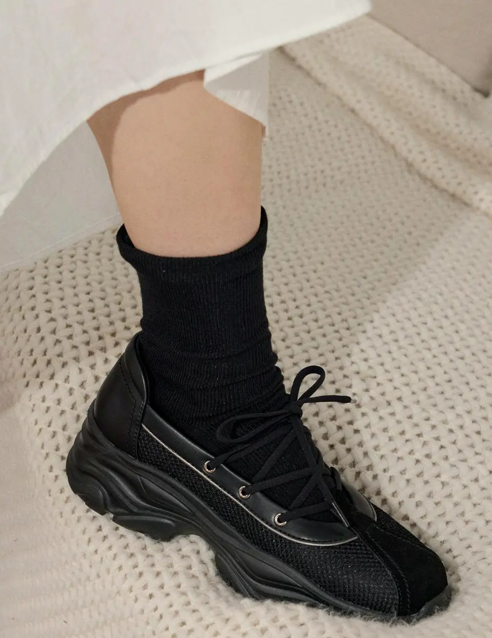 [BAY] Mesh Platform Sneakers (JLSO5E212BK)