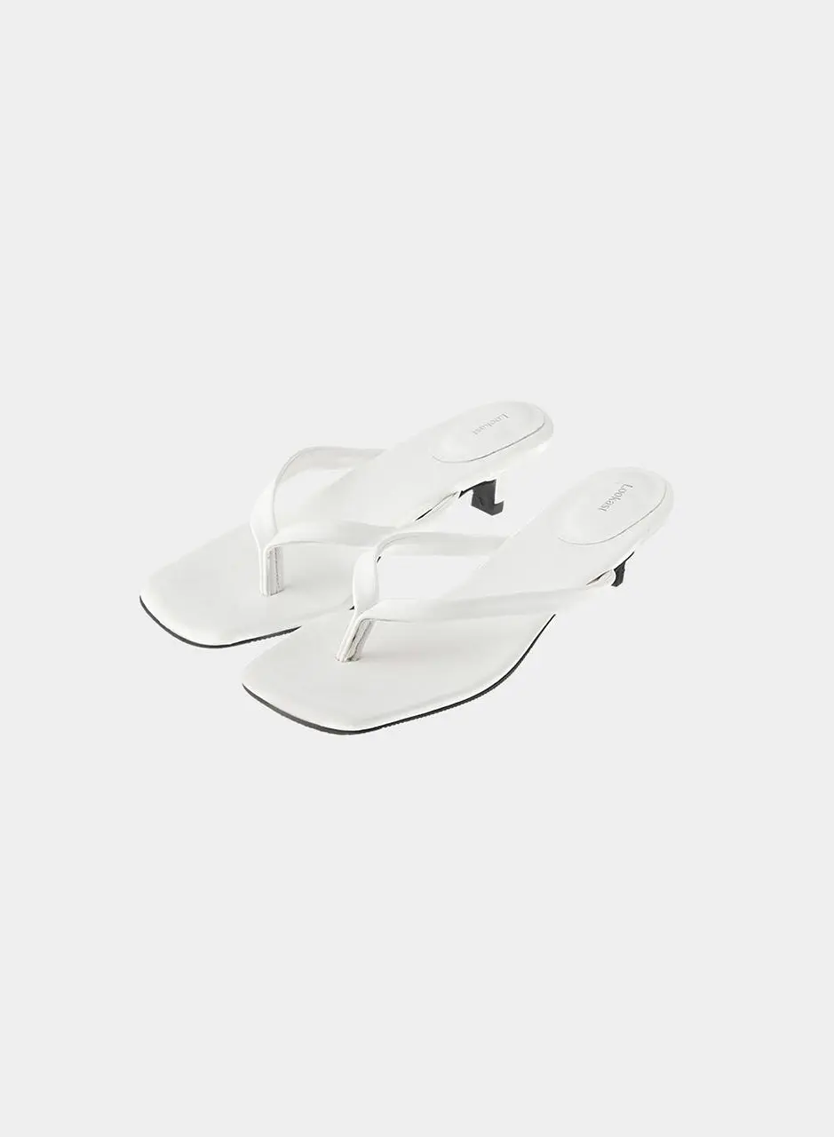 Y-strap Synthetic Leather Karen Flip-flop Shoes [Beige/Black]