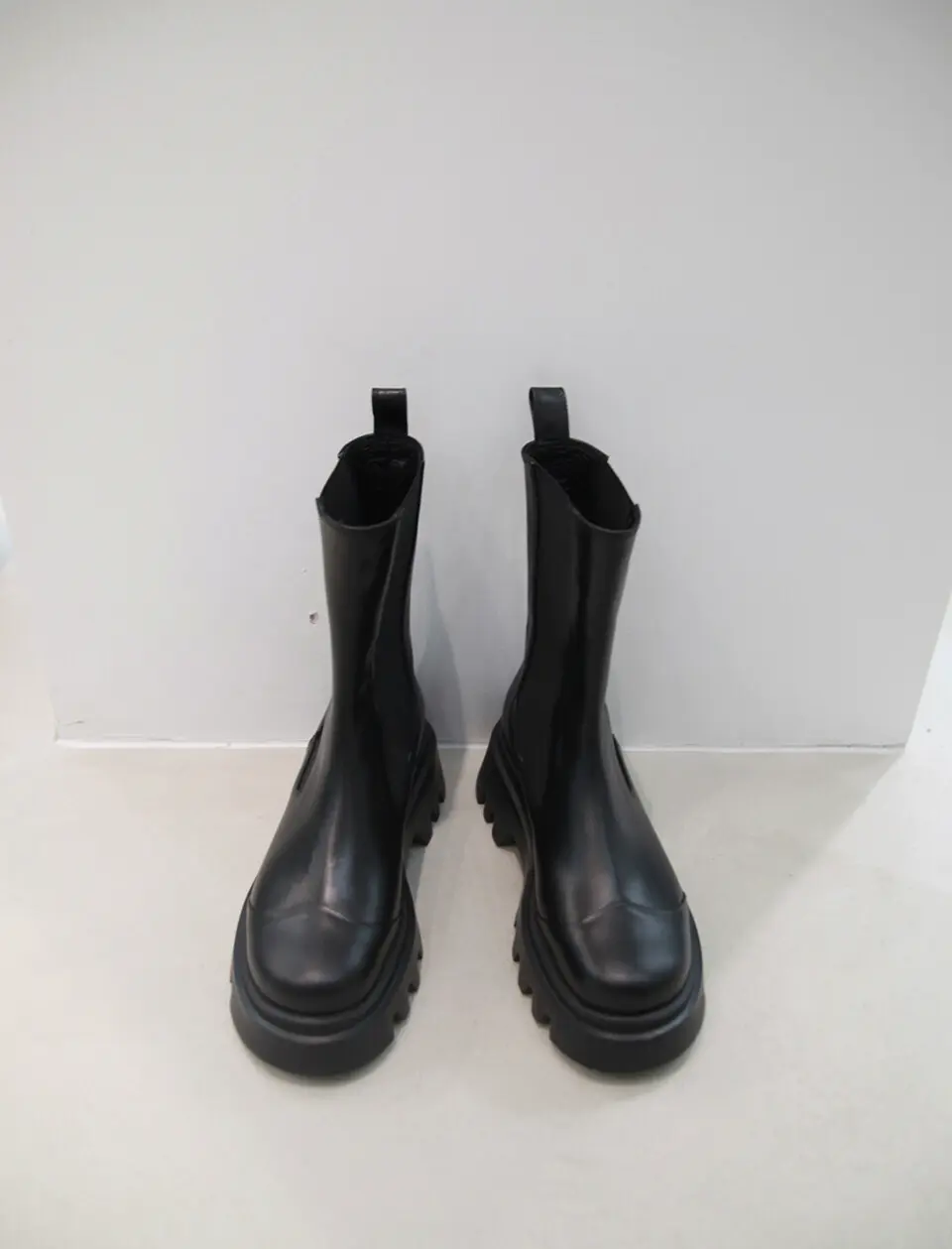Lucas Chelsea Mid Boots_Black