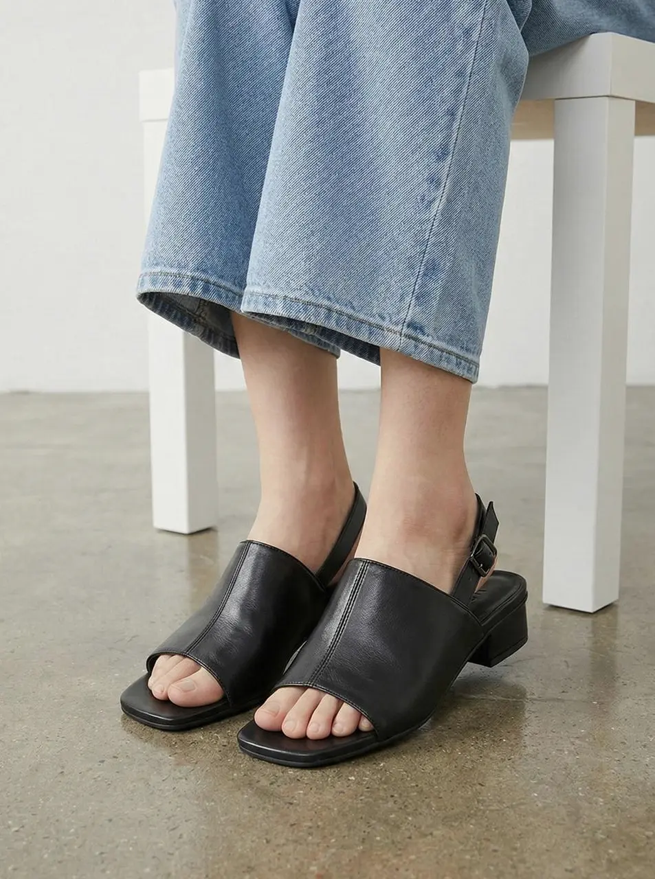 Wide Open-Toe Slingback 3cm Sandals (LC580)